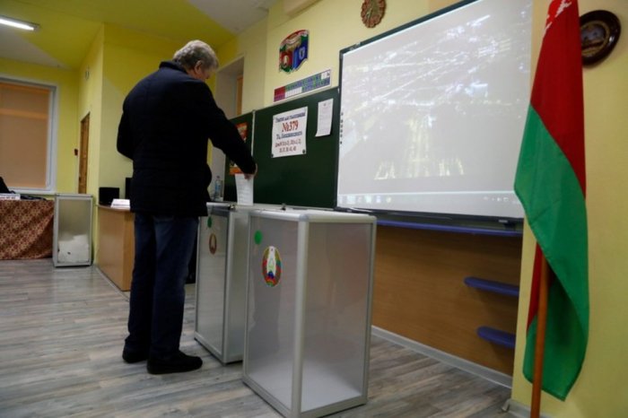  Belarus goes to the polls to elect new parliament 