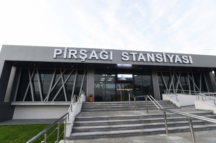   Le président Ilham Aliyev inaugure la station ferroviaire de Pirchaghy  
