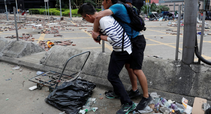 El Gobierno de Hong Kong intentará terminar por vía pacífica el sitio a la Politécnica