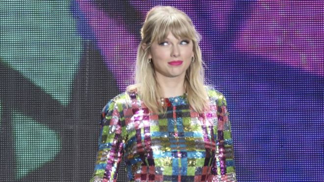 Was Taylor Swift really banned from playing her hits?