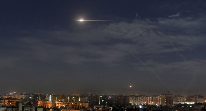 Israelische Armee attackiert Dutzende Ziele in Syrien – Damaskus meldet Abfangen von Raketen