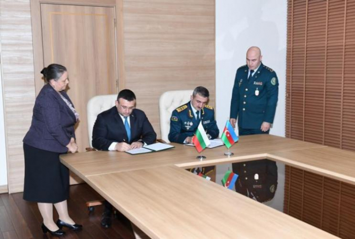   Elchin Guliyev se reúne con el ministro del Interior  