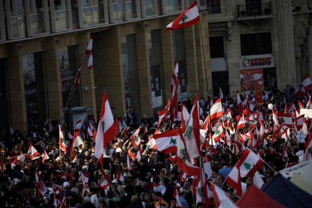  Lebanese protesters pack streets to mark independence day 