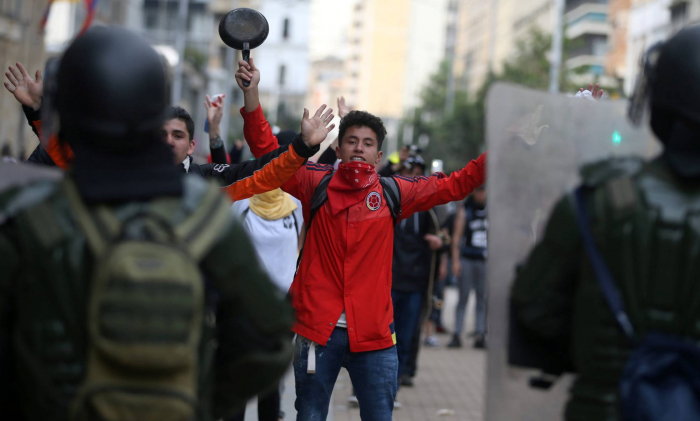 Las movilizaciones continúan en Colombia pese a la fuerte represión policial