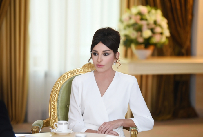   Mehriban Aliyeva fue entrevistada por la agencia TASS, el canal de televisión "Rossiya 24" y "Rossiyskaya Gazeta"  