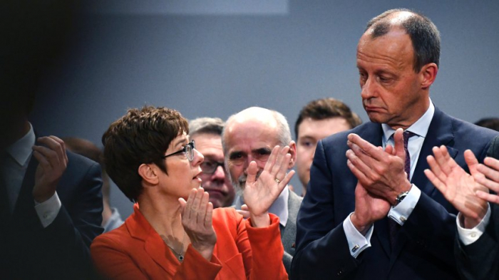 Kramp-Karrenbauer will Merz stärker einbinden