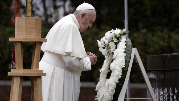   El papa Francisco, en Hiroshima: "La posesión de armas atómicas es inmoral"  