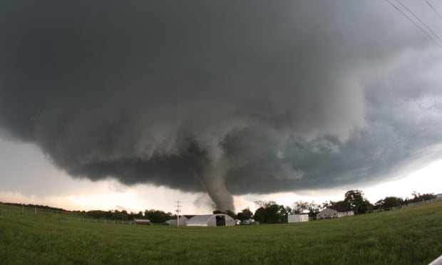 Mystery sounds from storms could help predict tornadoes