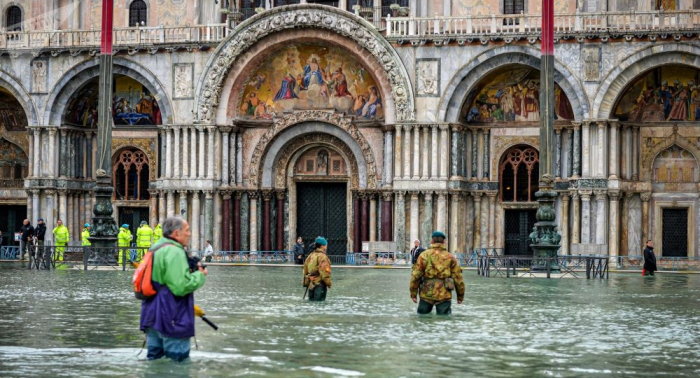     Hochwasser:   Wird Italien überflutet?  