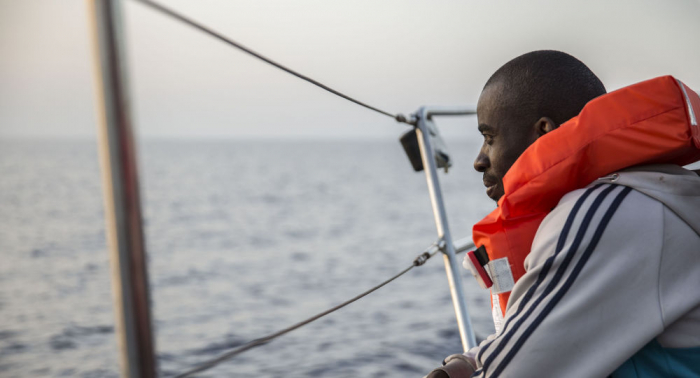   Flüchtlingsboot im Mittelmeer gekentert –   vier Tote und 16 Vermisste    