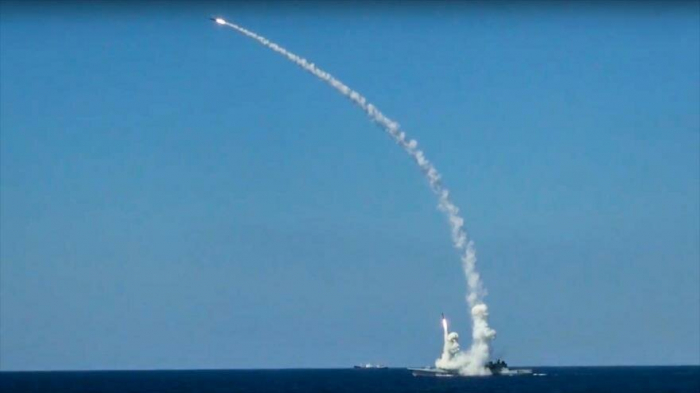   Rusia lanza misiles de largo alcance contra terroristas en Idlib  