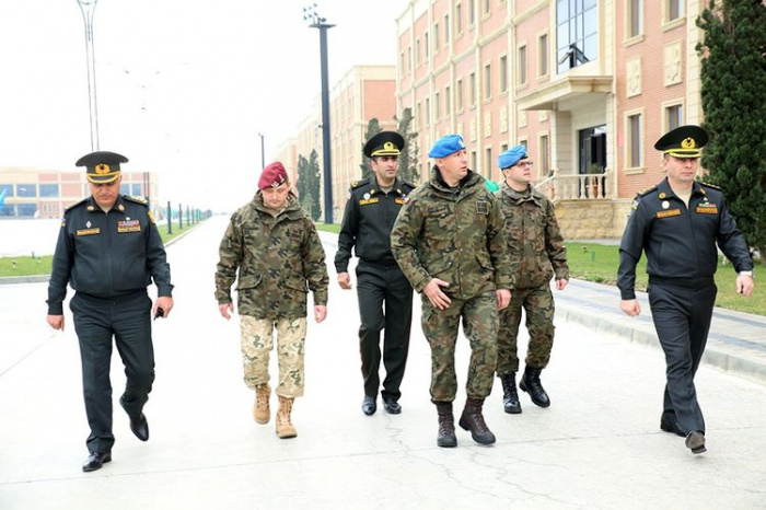  Delegación de las Fuerzas Armadas de Polonia visita Azerbaiyán 