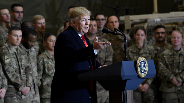   Trump annonce la reprise des négociations avec les talibans lors d