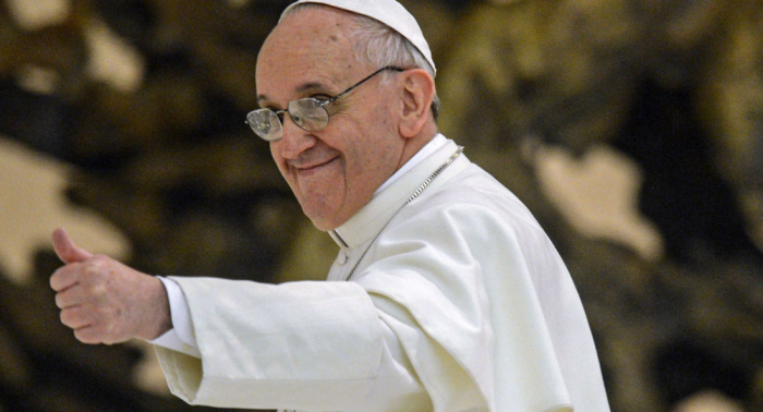 البابا فرنسيس يدعو 1500 مشردا على مأدبة غداء في الفاتيكان