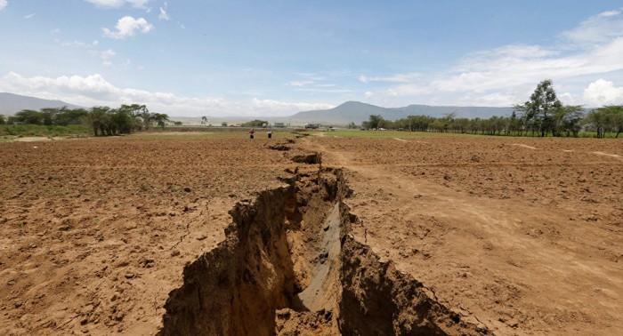 مصرع 24 شخصا في انهيارات أرضية شمال غرب كينيا