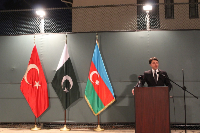   Hermandad Azerbaiyán-Pakistán-Turquía celebrada en Los Ángeles  