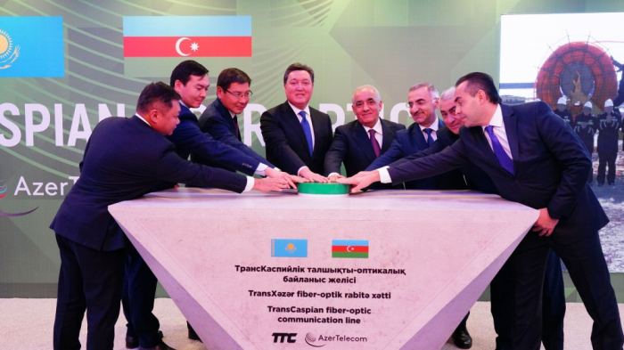   Treffen der Ministerpräsidenten von Aserbaidschan und Kasachstan   - FOTO    