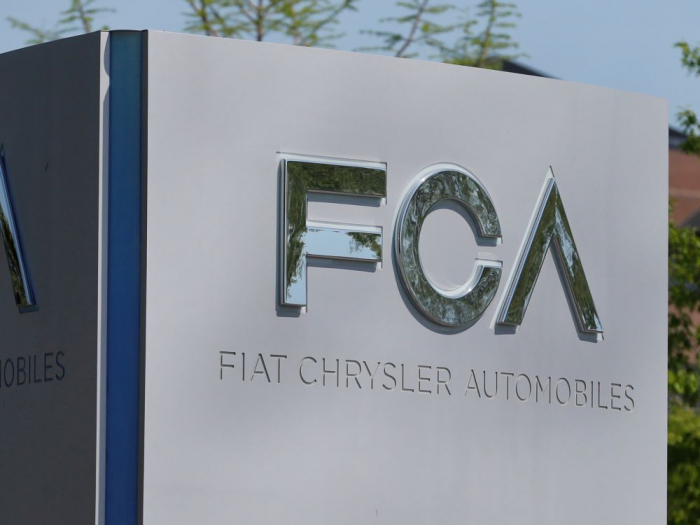 Fiat-Chrysler rappelle 700.000 SUV pour défaut électrique