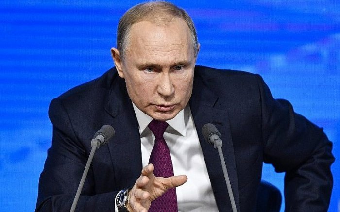 Poutine accuse la Pologne de collusion avec Hitler