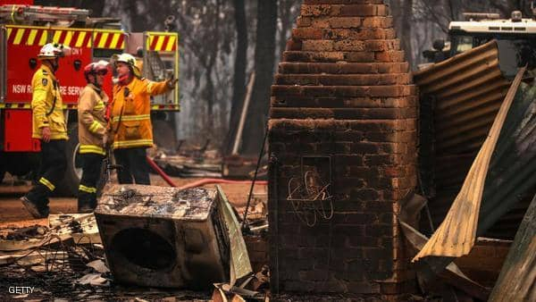 حرائق أستراليا تسقط رجال إطفاء.. والسلطات تعلن: "فات الأوان"