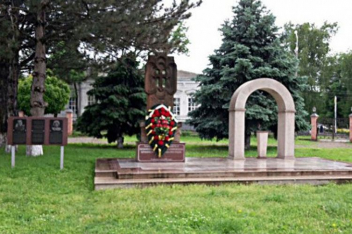  Le monument commémoratif érigé à la mémoire de Garegin Nzhdeh en Russie démoli 