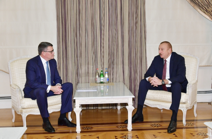   Präsident Ilham Aliyev empfängt CISCO-Delegation  