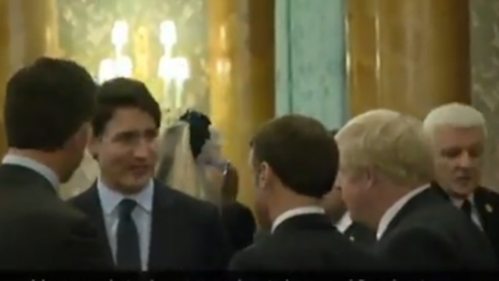 Macron, Johnson y Trudeau aparecen bromeando supuestamente sobre Trump en la cumbre de la OTAN