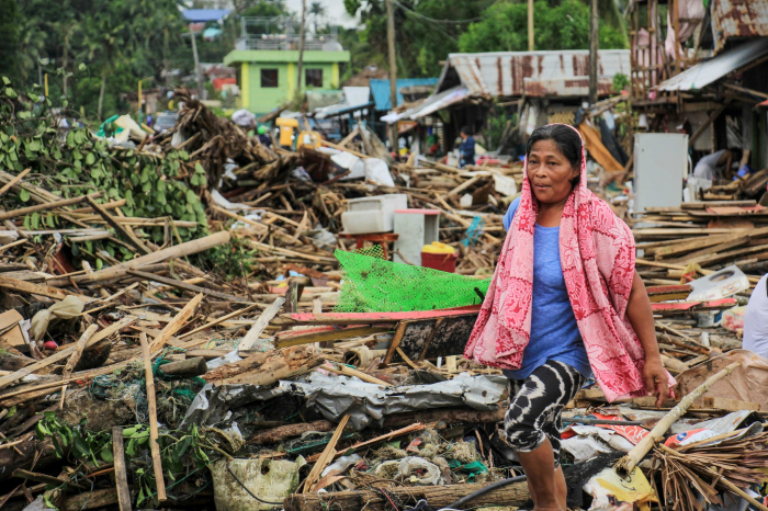  Al menos 11 muertos en Filipinas por el tifón Kammuri 