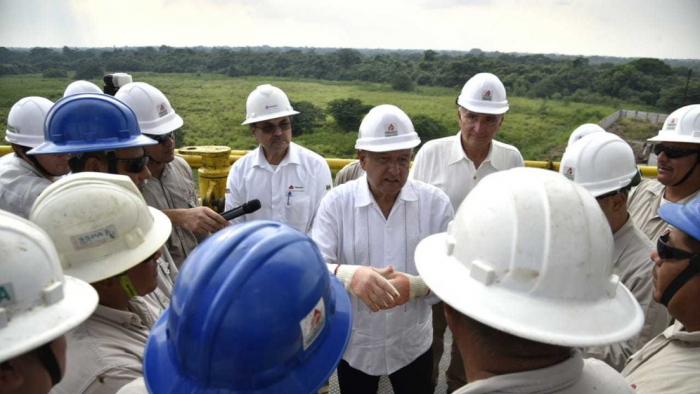 Pemex anuncia el hallazgo de un yacimiento petrolero gigante en el estado mexicano de Tabasco