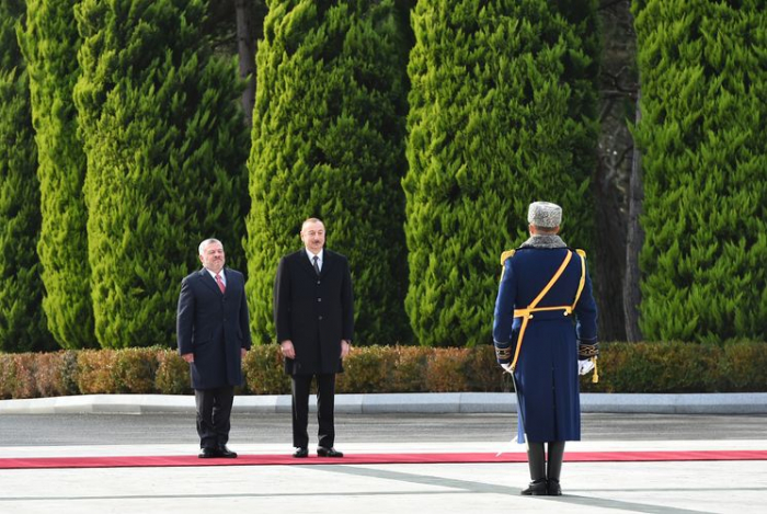  Ilham Aliyev recibe al rey de Jordania 