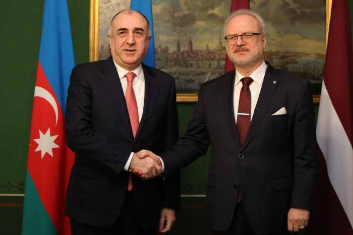   Mammadyarov rencontre le président de la République de Lettonie  