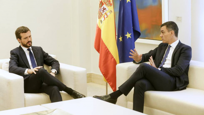 Pedro Sánchez explora opciones con Casado y Arrimadas por si falla el acuerdo con ERC