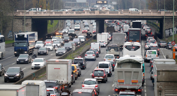   Region Paris:  Mehr als 600 Kilometer langer Stau registriert –  Video  