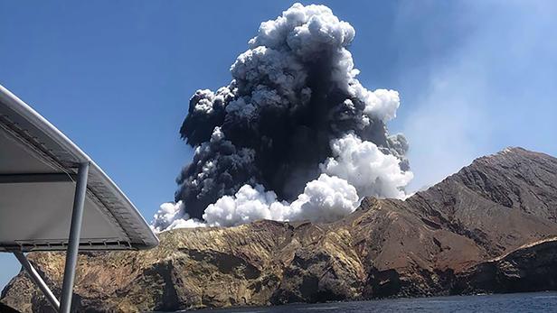  Nouvelle-Zélande:  les victimes du volcan White island ont toute été identifiées