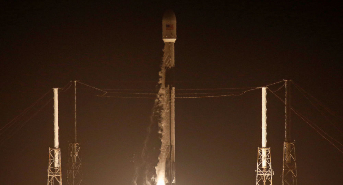   SpaceX startet Trägerrakete Falcon 9 mit neuen Kommunikationssatelliten  