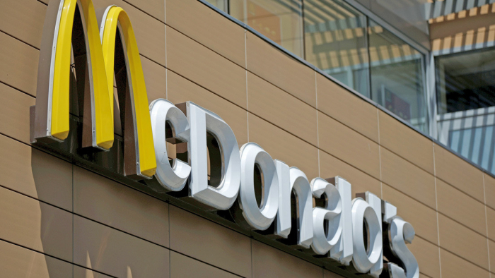   Mueren dos jóvenes empleados tras ser electrocutados en un McDonald