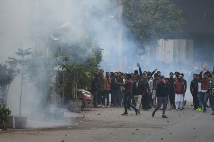   Inde:   nouveaux heurts entre manifestants et police