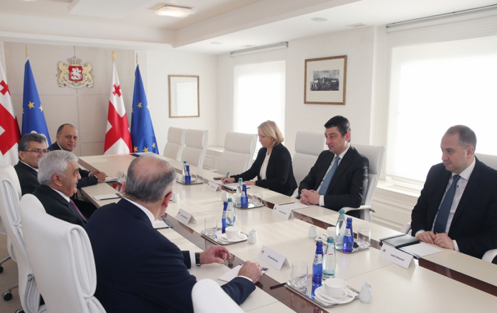   Presidente de SOCAR se reunió con el primer ministro de Georgia  