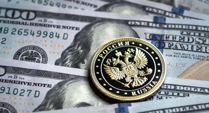 ¡Adiós dólar! Rusia y Ecuador analizan realizar pagos en rublos