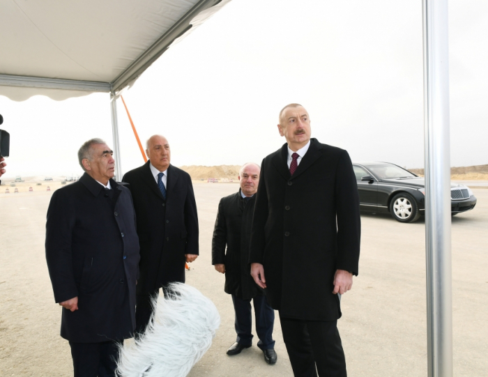  Prezident Bakı-Quba-Rusiya yolunun tikintisi ilə tanış olub -  FOTOLAR  
