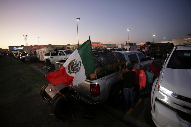 Another caravan of Mexican migrants - but heading south of border for Christmas