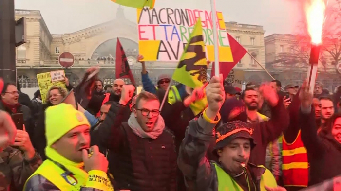 Francia vive la jornada 22 de huelga contra reforma de pensiones