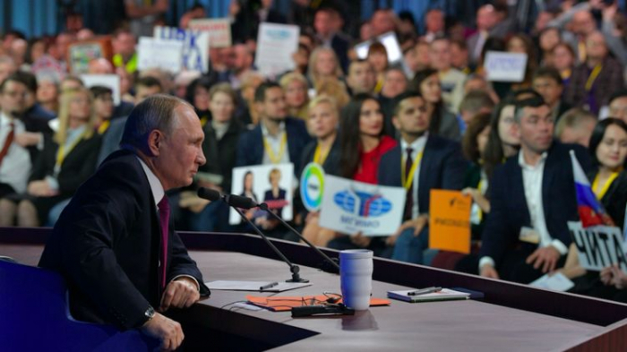   Putin canlı yayımda 70 sualı cavablandırıb -    VİDEO      