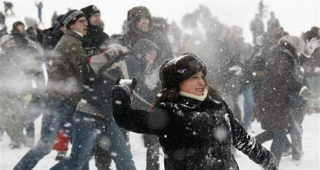 Wisconsin city to lift 50-year ban on throwing snowballs