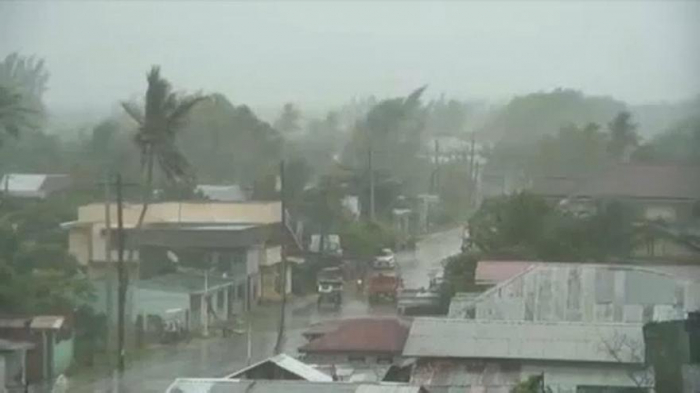   Typhoon Phanfone brings flash floods to Philippines-   NO COMMENT    