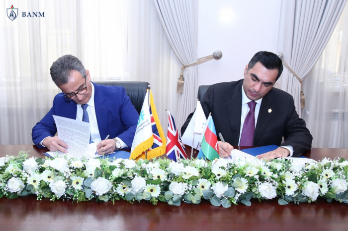   Escuela Superior de Petróleo de Bakú y una empresa británica firman un Memorando de Entendimiento  