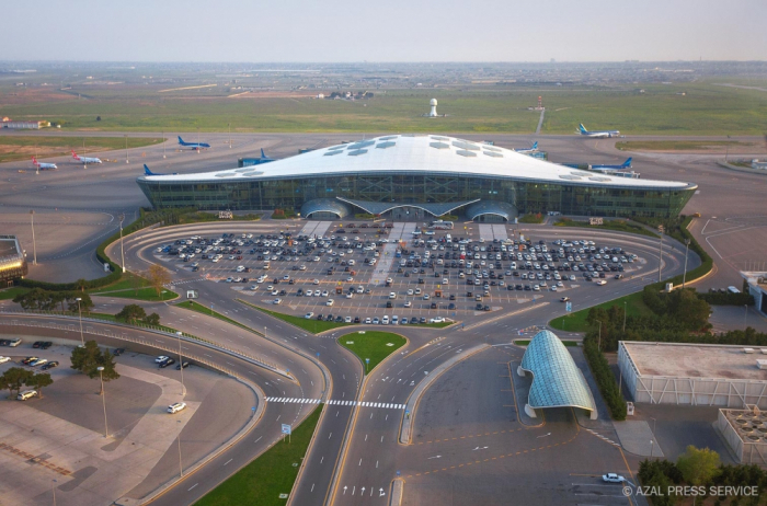   Flujo de pasajeros en el Aeropuerto Internacional Heydar Aliyev llegará a 5 millones de personas al año  