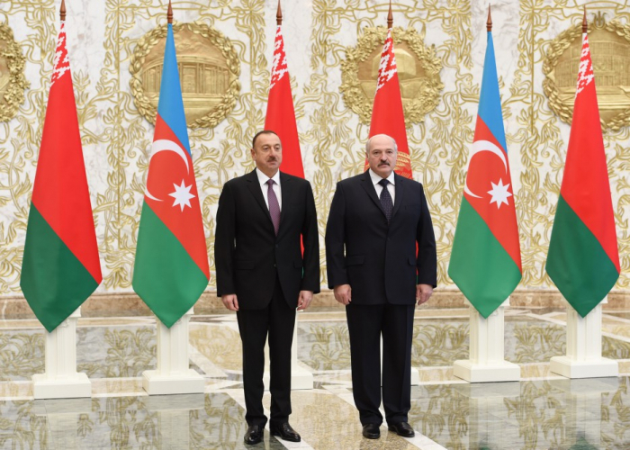   Lukaschenko gratuliert Ilham Aliyev  