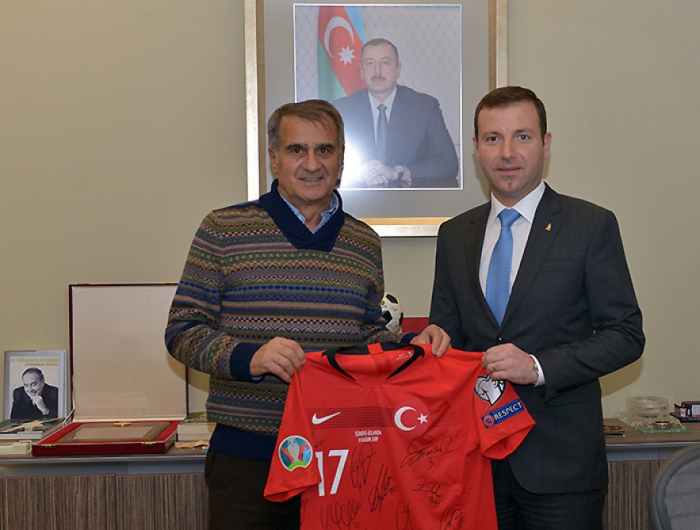   AFFA secretary general meets with head coach of Turkish national football team  