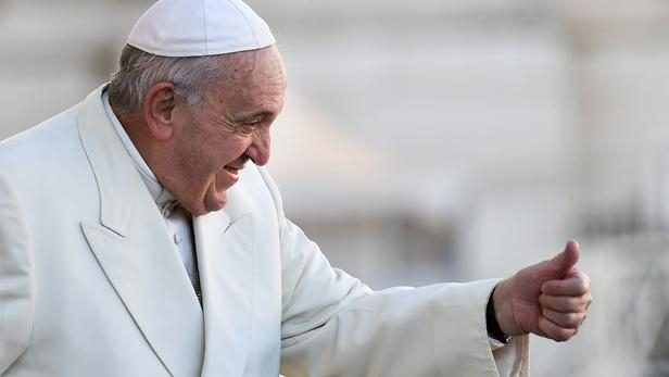 Le pape François lève le secret pontifical sur les agressions sexuelles